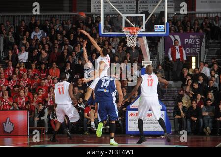 BASKET - CAMPIONATO FRANCESE PROA 2012-2013 - CHOLET V BOULAZAC - CHOLET (FRA) - 24/11/2012 - FOTO PASCAL ALLEE / HOT SPORTS / DPPI - Foto Stock