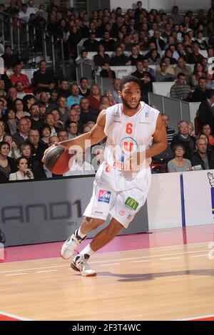 BASKET - CAMPIONATO FRANCESE PROA 2012-2013 - CHOLET V BOULAZAC - CHOLET (FRA) - 24/11/2012 - FOTO PASCAL ALLEE / HOT SPORTS / DPPI - RUDY JOMBY (CB) Foto Stock