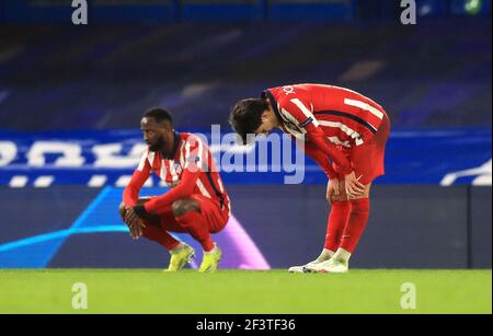 Sequeira Joao Felix di Atletico Madrid (a destra) e Thomas Lemar si sono sfidati dopo il round della Champions League di 16 seconda tappa allo Stamford Bridge, Londra. Data immagine: Mercoledì 17 marzo 2021. Foto Stock