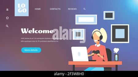 ragazza blogger commentando il processo di gioco video recensione blogging live streaming concept gamer in cuffia con gamepad che gioca ai giochi sul computer portatile verticale Illustrazione Vettoriale