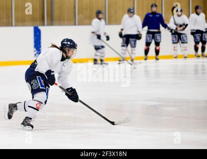 Anna Rydberg femmina di hockey nella squadra a femminile del club di hockey Linköping. Foto Stock