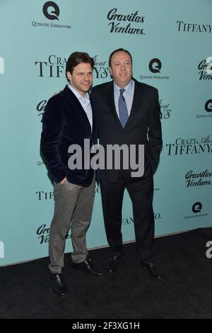 New York, NY, USA, 18 febbraio 2016: Matthew Miele e Clive Gershon partecipano alla prima 'Crazy About Tiffany's' New York, Arrivi Credit: LSangiuliano Foto Stock