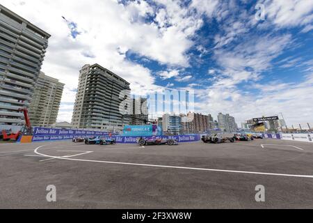 02 UCCELLO Sam (gbr), Formula e team DS automobili Virgin Racing, azione 09 BUEMI Sebastien (che), Formula e team Renault E.DAMS, l'azione partirà durante il campionato di Formula e 2018, a Punta del Este, Uruguay, dal 15 al 17 marzo - Foto Frederic le Floc'h/DPPI Foto Stock