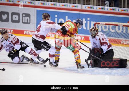 Dusseldorf, Germania. 15 marzo 2021. Da sinistra a destra Moritz MUELLER (MÃ ller) (KEH), Zachary SILL (KEH), Mathias DA (DEG), goalwart Hannibal WEITZMANN (KEH), azione, hockey su ghiaccio 1 ° Bundesliga, DEL Group North Matchday 27, Duesseldorfer EG (DEG) - Koesseldorf, 2021 Â nel mondo: 15 marzo 2008, Regno Unito, Regno Unito, Regno Unito, Regno Unito, Regno Unito, Regno Unito, Regno Unito, Regno Unito, Regno Unito, Regno Unito, Regno Unito, Regno Unito, Regno Unito, Regno Unito, Regno Unito: notizie dal vivo su dpa/Alamy Foto Stock