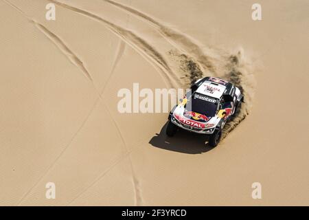 306 LOEB SEBASTIEN (FRA), ELENA DANIEL (MCO), PEUGEOT 3008 DKR, AUTO, AUTO, Azione durante la Dakar 2018, fase 1 Lima a Pisco, Perù, il 6 gennaio - Foto Eric Vargiolu / DPPI Foto Stock