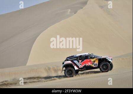 306 LOEB SEBASTIEN (FRA), ELENA DANIEL (MCO), PEUGEOT 3008 DKR, AUTO, AUTO, Azione durante la Dakar 2018, fase 3 Pisco a San Juan De Marcona, Perù, 8 gennaio - Foto DPPI Foto Stock