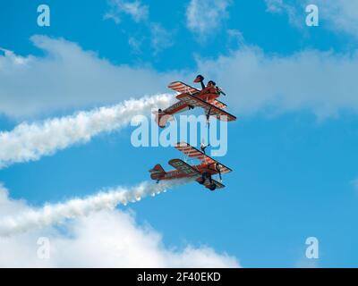 SOUTHEND-ON-SEA, ESSEX, UK - 30 MAGGIO 2010: La squadra di Aerobatic di Blades al Southend Air show Foto Stock