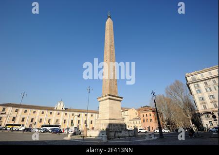 Italia, Roma, San Giovanni in Laterano, Obelisco Lateranense, l'obelisco più alto e antico di Roma Foto Stock