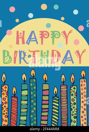 Immagine generata digitalmente di testo di compleanno felice e candele multiple su sfondo blu Foto Stock