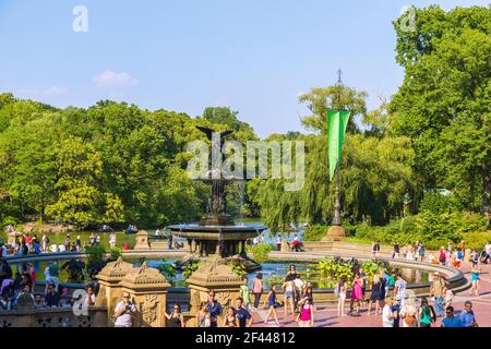 Geografia / viaggio, Stati Uniti, New York, New York City, Manhattan, Central Park, Fontana di Bethesda, diritti aggiuntivi-clearance-Info-non-disponibile Foto Stock