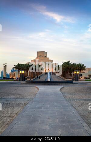 Il Qatar Doha, il Museo di Arte islamica Foto Stock