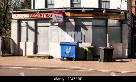 Londra UK, marzo 19 2021, Failed Restaurant Business Up for sale durante il Covid-19 Coronavirus Lockdown Foto Stock
