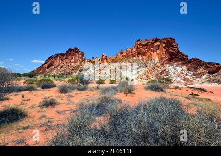 Australia, formazione di roccia in Rainbow valley national park nel Territorio del Nord Foto Stock