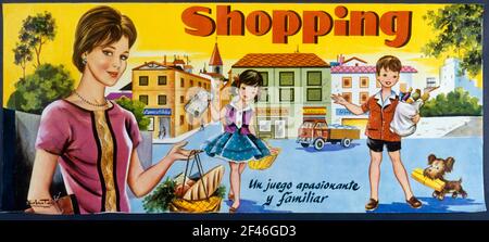 Juguetes de cartón y madera. Caja del juego Shopping, fabricado por Juguetes Borrás, de Mataró. Año 1945. Foto Stock