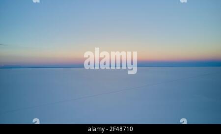 Aereo di Salar de Uyuni, Salar de Tunupa, la più grande salina del mondo, nell'altiplano della Bolivia, nelle ande. La più grande fonte di litio al mondo Foto Stock