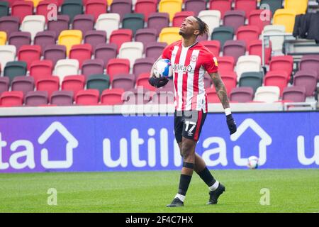 LONDRA, REGNO UNITO. 20 MARZO : Ivan Toney dei gesti di Brentford durante la partita del campionato Sky Bet tra Brentford e Nottingham Forest al Brentford Community Stadium di Brentford sabato 20 Marzo 2021. (Credit: Federico Maranesi | MI News) Credit: MI News & Sport /Alamy Live News Foto Stock