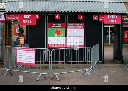 Twickenham Stoop, Londra, Regno Unito. 20 Marzo 2021. Inglese Premiership Rugby, Harlequins contro Gloucester; Harlequins, Gloucester; Covid pandemic Precauzioni all'ingresso allo stadio Credit: Action Plus Sports/Alamy Live News Foto Stock