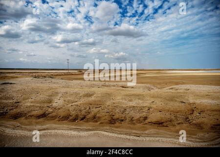 Nuvole torre del deserto aperto presso le Saline Manaure a la Guajira, Colombia. Foto Stock