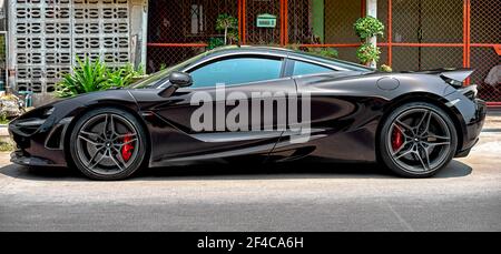 Modello McLaren 720s 2021 in nero Foto Stock