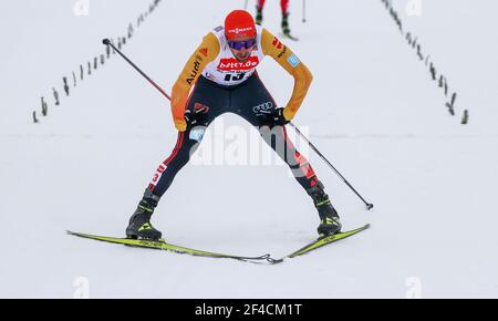 Klingenthal, Germania. 20 Marzo 2021. Sci nordico/nordico combinato: Coppa del mondo, individuale, grande collina/10 km, uomini, a Vogtlandarena in Klingenthal. Johannes Rydzek dalla Germania ha concluso sesto. Credit: Jan Woitas/dpa-Zentralbild/dpa/Alamy Live News Foto Stock