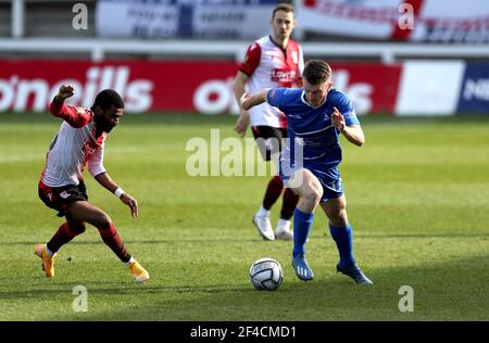 HARTLEPOOL, INGHILTERRA. 20 MARZO: Rhys Oates di Hartlepool United e Malachi Napa di Woking durante la partita della Vanarama National League tra Hartlepool United e Woking a Victoria Park, Hartlepool sabato 20 Marzo 2021. (Credit: Chris Booth | MI News) Credit: MI News & Sport /Alamy Live News Foto Stock