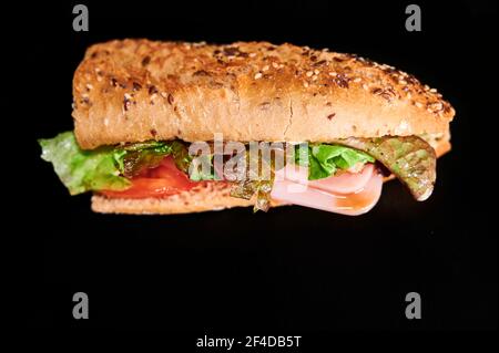 spuntino vegetale, lattuga, tomatto e prosciutto york Foto Stock