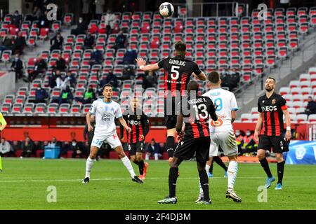 Nizza, Francia. 20 Marzo 2021. Giocatori in campo durante il Nizza vs Marsiglia alla Ligue 1 Uber mangia il 20 marzo 2021 a Nizza, Francia. (Foto di Lionel Urman/Sipa USA) Credit: Sipa USA/Alamy Live News Foto Stock