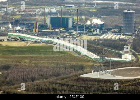 Veduta aerea, alpincenter Bottrop, Prosperstraße slagheap, ArcelorMittal Bottrop, Bottrop, Zona della Ruhr, Renania Settentrionale-Vestfalia, Germania, Slagheap, DE, UE Foto Stock