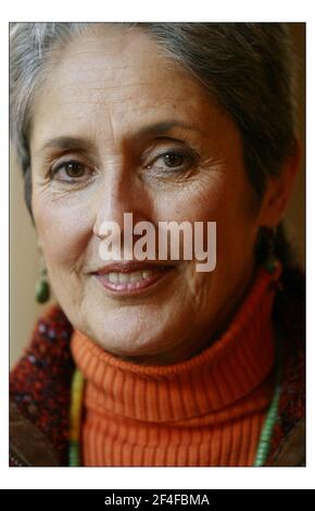 Joan Baez a Londonpic David Sandison 13/1/2004 Foto Stock