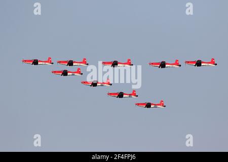 Volo formativo, Squadrone aerobatico svizzero Patrouille Suisse, forza aerea svizzera, Rapperswil, Canton San Gallo, Svizzera Foto Stock