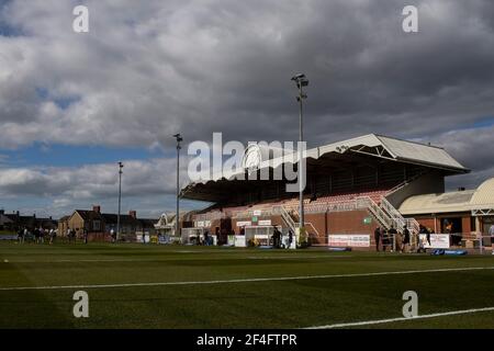 Llanelli, Regno Unito. 21 Mar 2021. Vista generale del parco di Stebonheath prima del calcio d'inizio. Betfred Challenge Cup, round one match, West Wales Raiders contro Widnes Vikings al Parco Stebonheath di Llanelli, Galles, domenica 21 marzo 2021. Questa immagine può essere utilizzata solo per scopi editoriali. Solo per uso editoriale, è richiesta una licenza per uso commerciale. Nessun utilizzo nelle scommesse, nei giochi o nelle pubblicazioni di un singolo club/campionato/giocatore. pic by Lewis Mitchell/Andrew Orchard sports photography/Alamy Live news Credit: Andrew Orchard sports photography/Alamy Live News Foto Stock