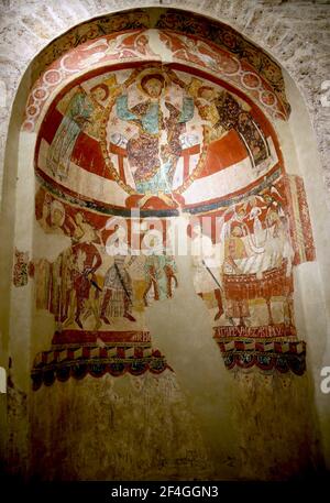 Martirio di Thomas Becket (1170) pittura fresco. Arte romanica, secoli 12 °-13 °. Chiesa di Santa Maria di Terrassa. Catalogna, Spagna. Foto Stock