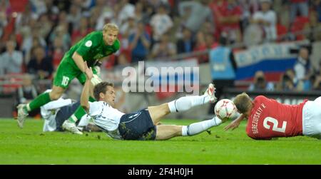 EURO CHAMPS ENGLAND V RUSSIA A WEMBLEY 12/9/2007. IMMAGINE DAVID ASHDOWN Foto Stock