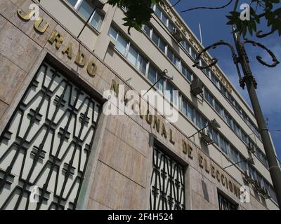 Facciata dell'edificio della Giuria elettorale Nazionale (JNE), la più alta autorità elettorale del Perù. Le elezioni generali in Perù si terranno l'11 aprile. Foto Stock