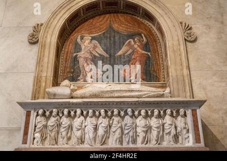 Una tomba monumentale per il Sacro Romano Imperatore Enrico VII di Lussemburgo Foto Stock