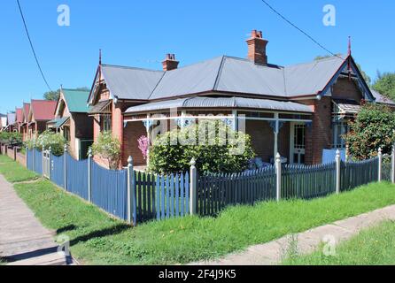 Stili di alloggi australiani, case in stile Federation (Edwardian) a Goulburn, nuovo Galles del Sud, Australia. Foto Stock