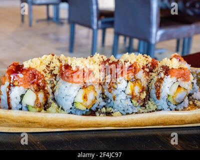 Primo piano del sushi roll Tempura a Las Vegas, Nevada Foto Stock