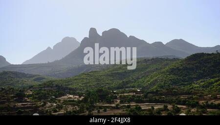 Splendidi paesaggi nella regione del Tigray nel nord dell'Etiopia. Foto Stock