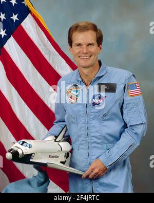 File photo - Ritratto ufficiale della NASA del Rappresentante degli Stati Uniti (successivamente senatore degli Stati Uniti) Bill Nelson (democratico della Florida) preso il 25 ottobre 1985. Come specialista di payload nella missione STS-61-C dello Space Shuttle Columbia, è stato il secondo membro del Congresso ad andare nello spazio. Il 19 marzo 2021, il presidente degli Stati Uniti Joe Biden ha annunciato di voler nominare l'ex senatore statunitense Bill Nelson (democratico della Florida) come amministratore della National Aeronautics and Space Administration (NASA).Photo by NASA via CNP/ABACAPRESS.COM Foto Stock