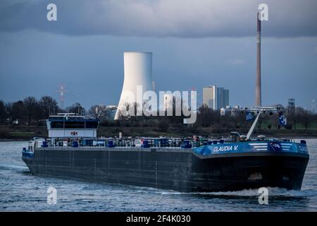 Torre di raffreddamento della centrale a carbone Duisburg-Walsum, sul Reno, gestita da STEAG ed EVN AG, alta 181 metri, unità centrale 10, Duisbu Foto Stock