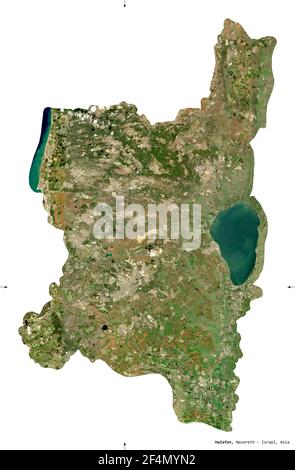 HaZafon, distretto di Israele. Immagini satellitari Sentinel-2. Forma isolata su bianco. Descrizione, ubicazione della capitale. Contiene Copernicus modificato Foto Stock