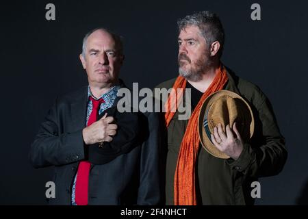 Edimburgh, Scozia. 18 agosto 2018. Fumettista e autore Martin Rowson e comico inglese stand-up e improv, attore, poeta delle prestazioni, cartoonis Foto Stock