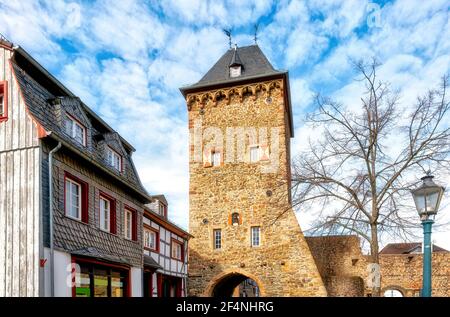 Paesaggio urbano di Bad Münstereifel. Bad Münstereifel è una storica città termale situata nel distretto di Euskirchen, in Germania Foto Stock