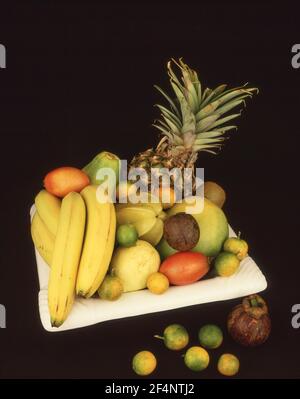 Selezione di frutta tropicale, Greater London, England, United Kingdom Foto Stock