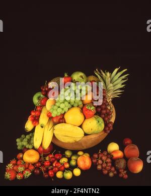 Frutta e frutta tropicale selezione, Greater London, England, Regno Unito Foto Stock