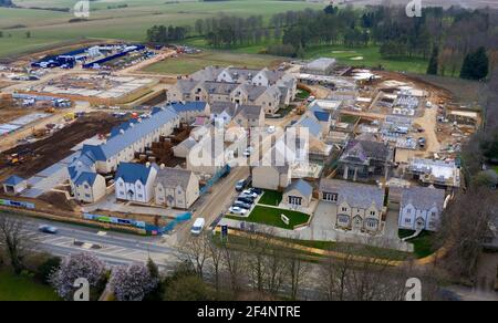 Cotswold Gate esclusivo complesso residenziale vicino a Burford Cotswolds Oxfordshire England Regno Unito Gran Bretagna Cotswold villaggio Foto Stock