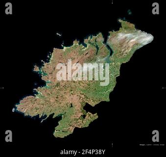 Donegal, contea d'Irlanda. Immagini satellitari Sentinel-2. Forma isolata su nero. Descrizione, ubicazione della capitale. Contiene Copernicus modificato Foto Stock