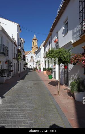 Le vecchie strade storiche di Estepona sulla Costa del Sol in Spagna Foto Stock