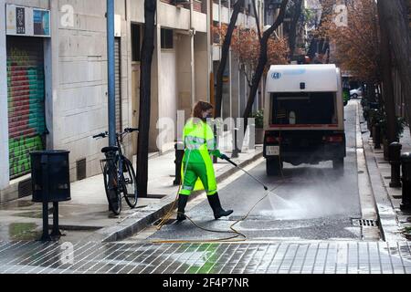 Pulizia delle strade, Barcellona Foto Stock