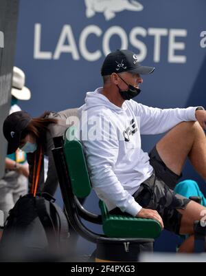 MIAMI GARDENS, FL - 22 MARZO: Misaki Doi ha giocato nel turno di qualificazione il giorno 1 del Miami Open il 22 marzo 2021 all'Hard Rock Stadium di Miami Gardens, Florida. People: Misaki Doi Credit: Storms Media Group/Alamy Live News Foto Stock